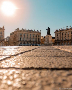 Отель Grand Hotel De La Reine - Place Stanislas  Нанси